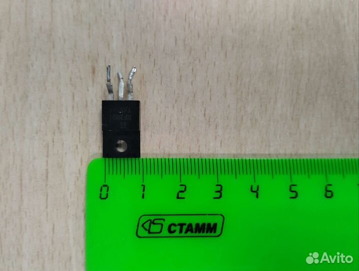 Микросхема RF2001 T4S740