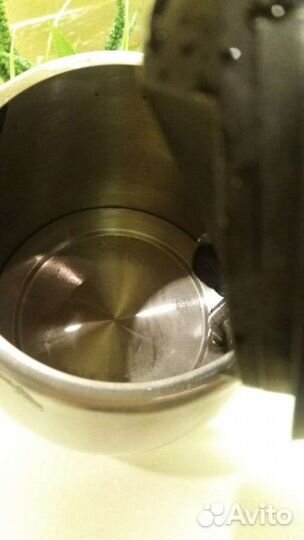 Чайник эл. Бу,хорошо работает не шумный