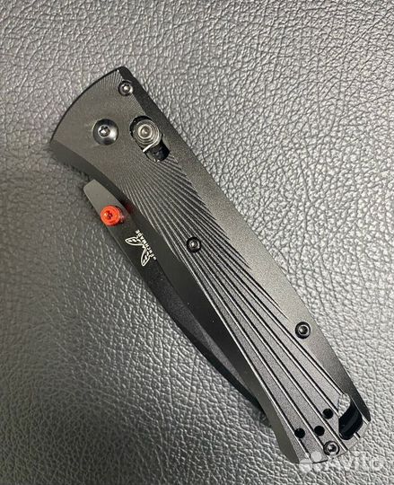 Нож Benchmade bugout