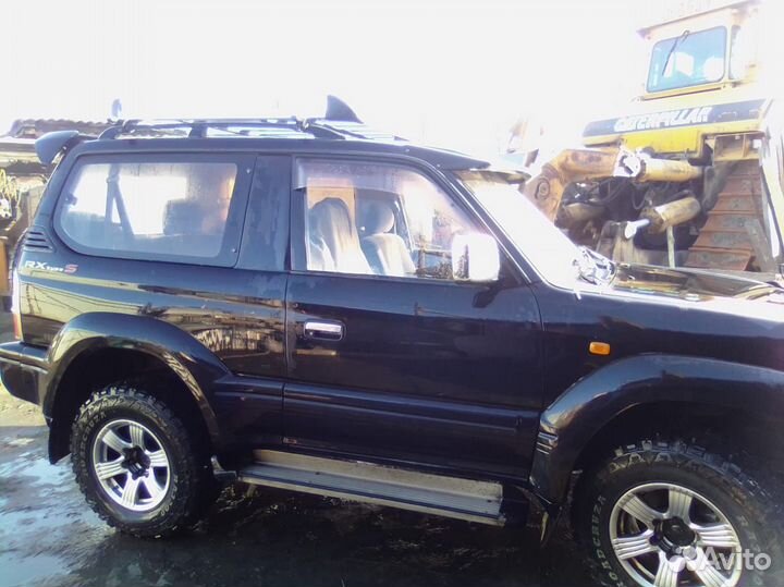 Toyota Land Cruiser Prado 2.7 AT, 1997, 555 555 км