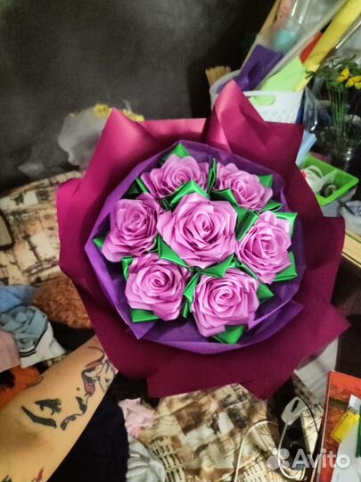 Букет атласных роз