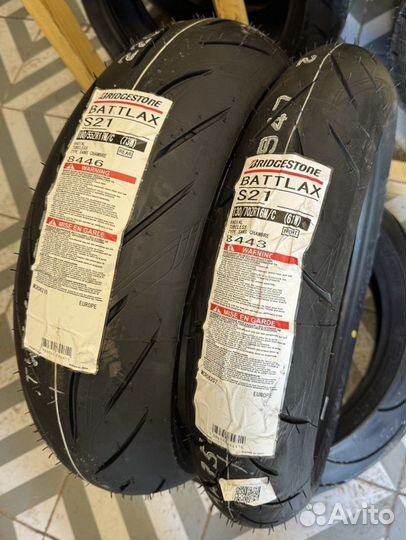 Bridgestone battlax S21 130/70ZR16 + 180/55ZR17