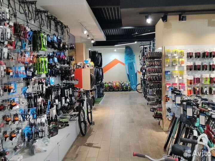 Продавец велосипедов веломагазин VeloDrive