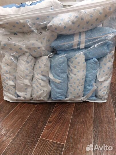 Бортики в кроватку