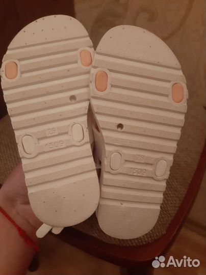 Сандалии для девочки