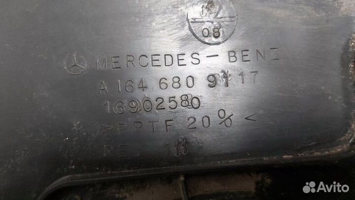Накладка торпедо Mercedes Gl 320 Cdi 164 642.940