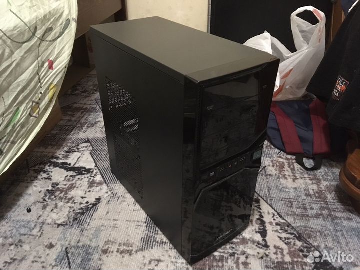 Корпус для пк CroWn