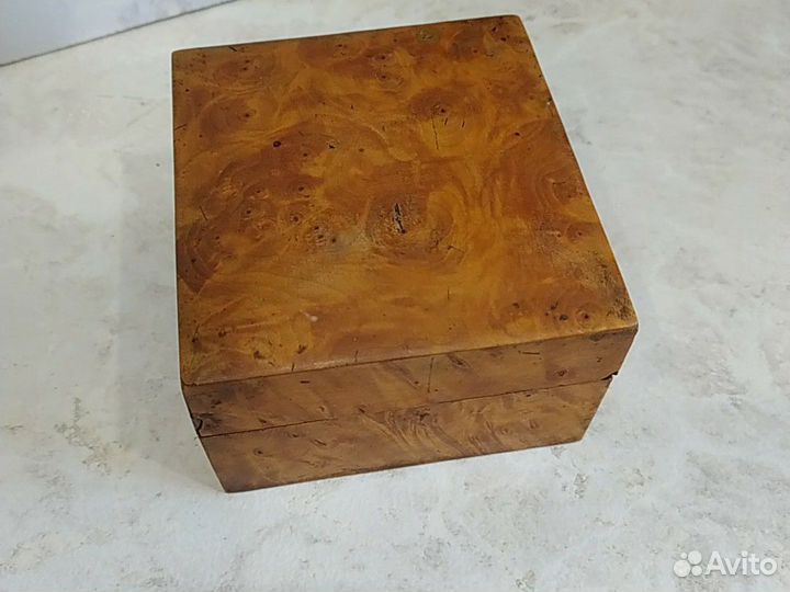 Шкатулка из карельской берёзы