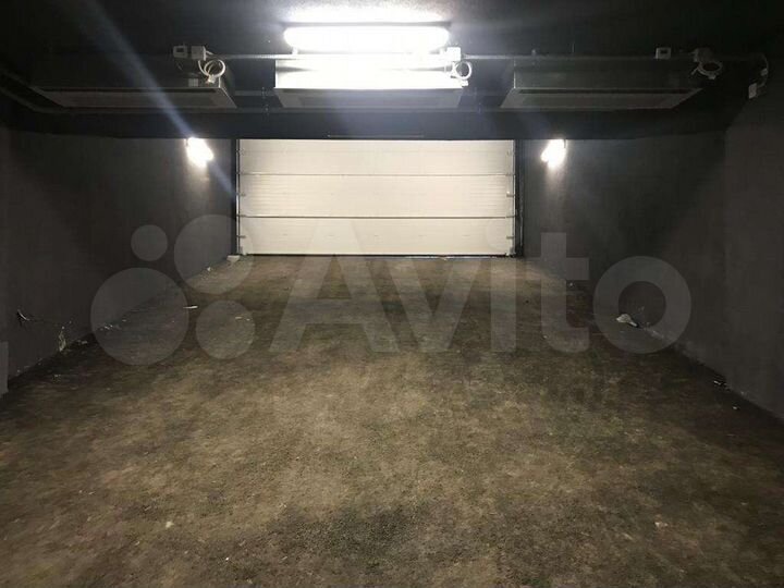 Машиноместо, 13 м²