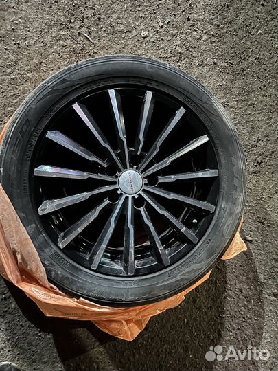 Nitto Crosstek 215/55 R17 94W