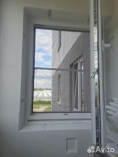 Москитные сетки на двери