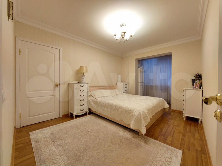 5-к. квартира, 105 м², 6/10 эт.
