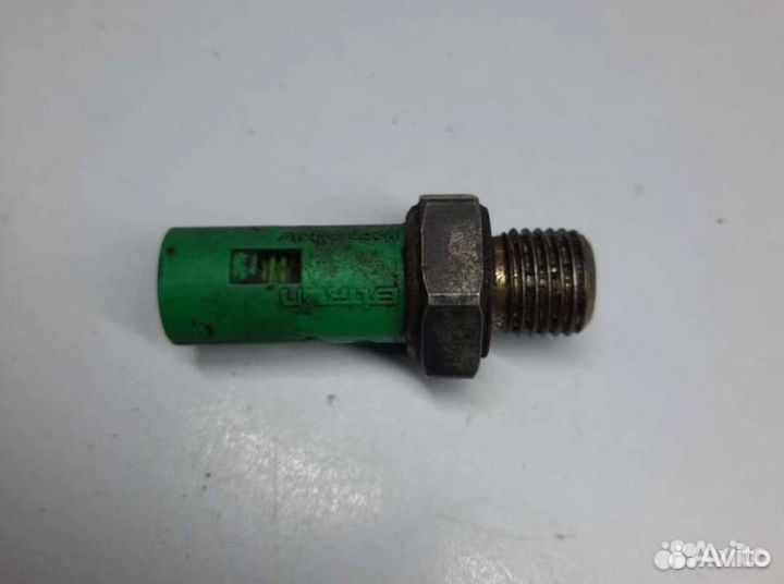 Датчик давления масла Рено Симбол