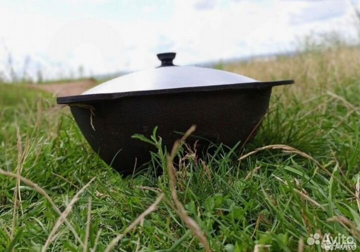 Казан чугунный 8 литров с печкой