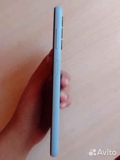 Samsung Galaxy A13, 4/64 ГБ