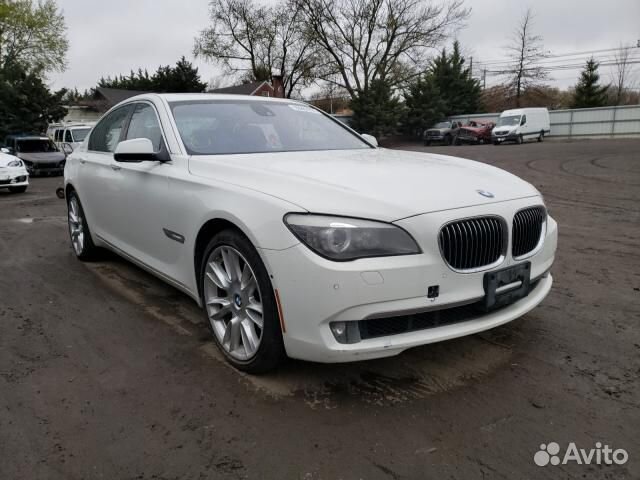 В разборе BMW 7 F01