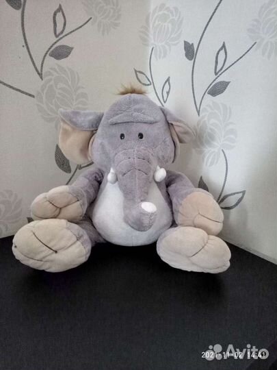 Мягкая игрушка слон