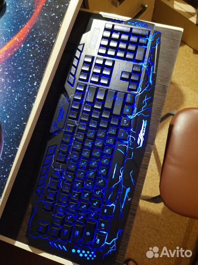 Клавиатура с подсветкой