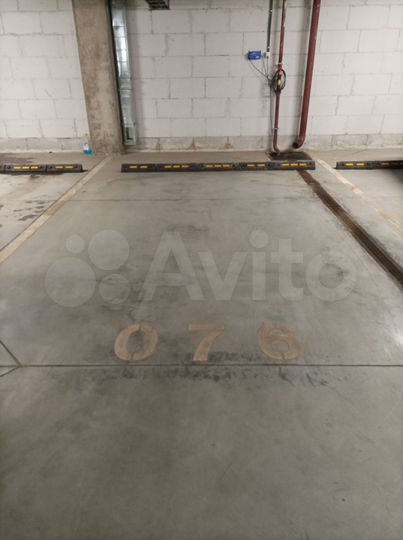 Машиноместо, 20 м²