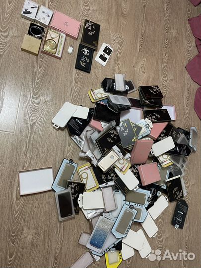 Аксессуары для телефонов