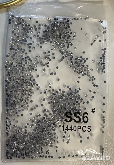 Стразы горячей фиксации