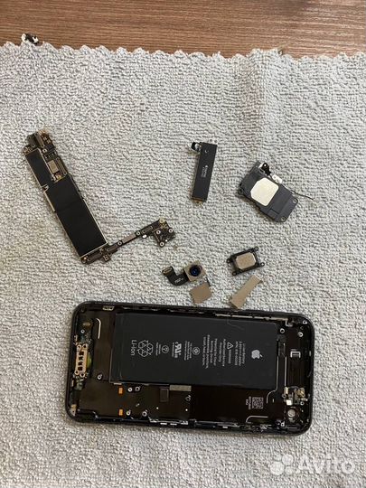 Запчасти на iPhone 7