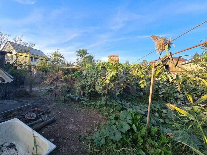 Дом 64 м² на участке 5 сот.