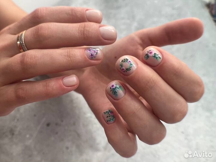 Мастер маникюра