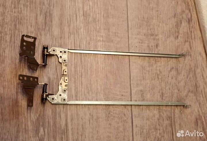 Петли новые Acer a715-71g a315-41