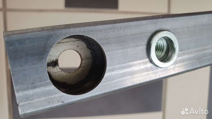 Кронштейны на стену, для стиральной машины