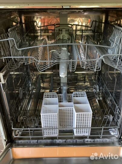 Посудомоечная машина Whirlpool на запчасти