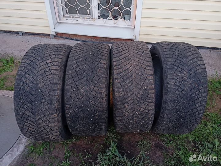 Michelin X-Ice North 4 SUV 275/45 R20