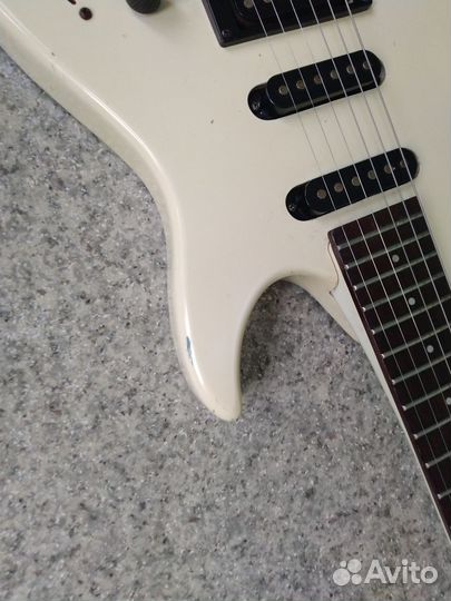 Электрогитара Aria Pro II Vanguard