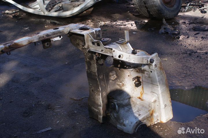 Передняя часть кузова Hyundai Santa FE