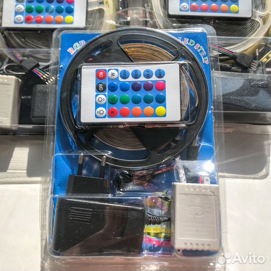 Светодиодная лента 5 метров, самоклеящаяся, пульт