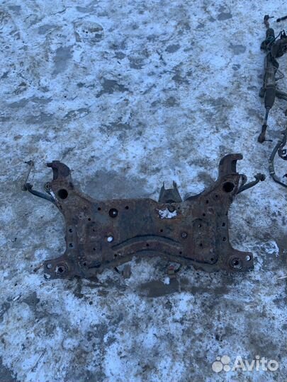 Подрамник передий Ford focus 2 дорест hxda