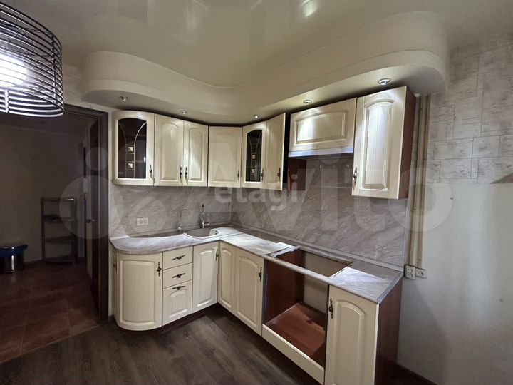 3-к. квартира, 66 м², 1/10 эт.