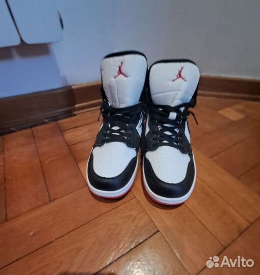 Кроссовки nike air jordan 1