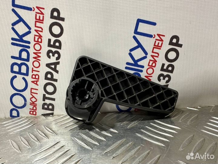 Ручка открытия капота Volkswagen Polo 5