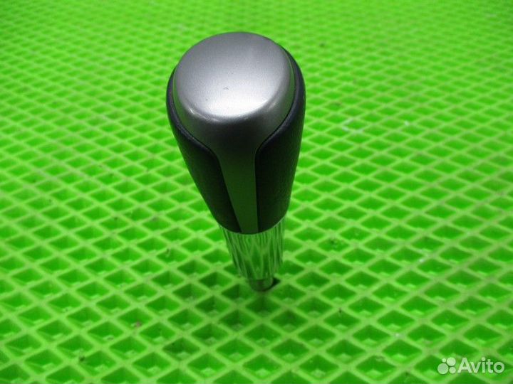 Рукоятка кулисы кпп Toyota RAV 4 4 (CA40)