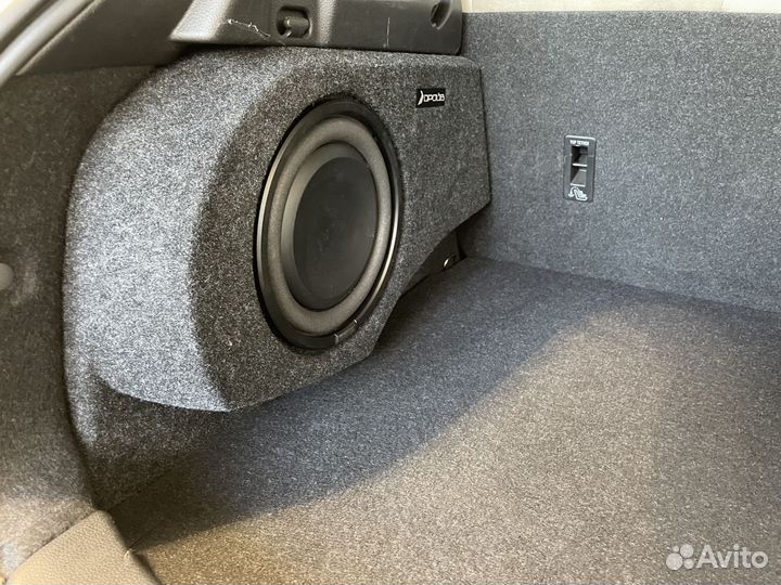 Корпус для сабвуфера Стелс Nissan Qashqai J11 10