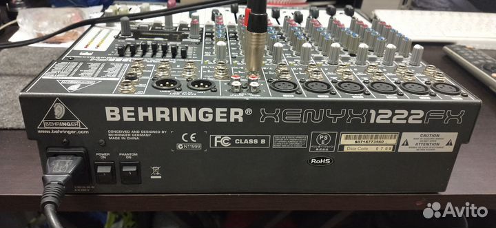 Микшерный пульт behringer xenux 1222FX