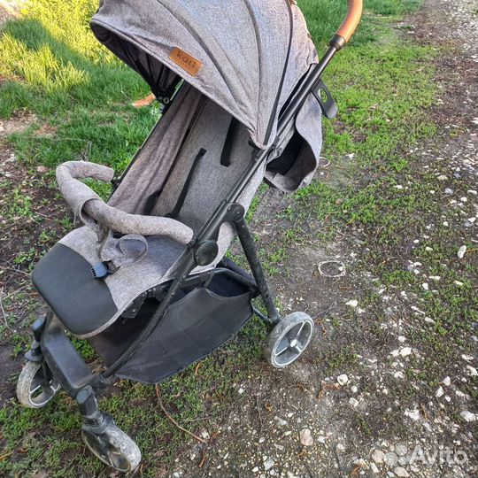 Прогулочная коляска kari