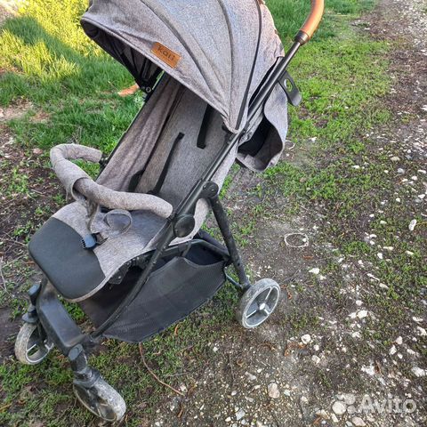 Прогулочная коляска kari