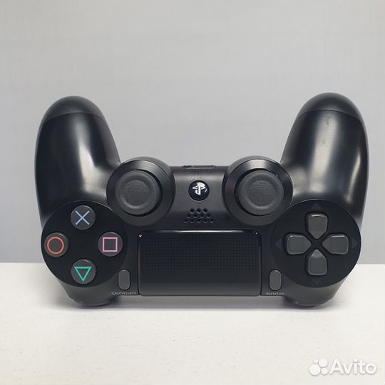 Sony PS4 PRO 1TB в идеале + футбол