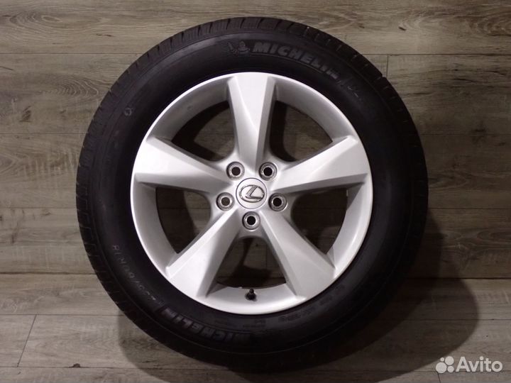 Комплект оригинальных колес на Lexus RX R18 зима