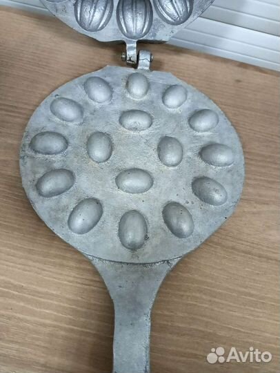 Вафельница орешница СССР