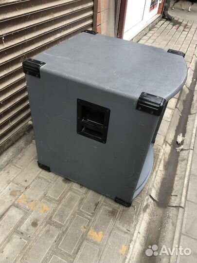 Короб под сабвуфер 18дюймов