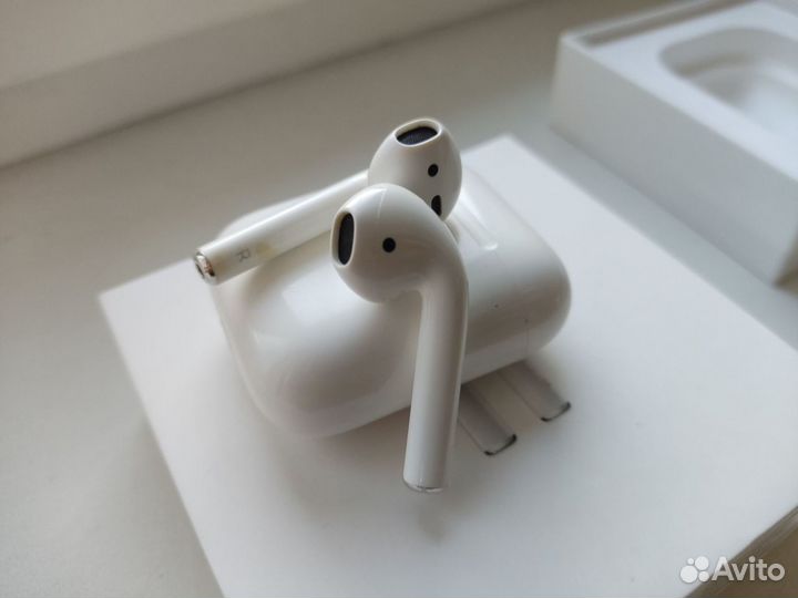 Беспроводные наушники apple airpods 2 (оригинал)