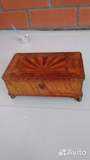 Шкатулка деревянная старинная